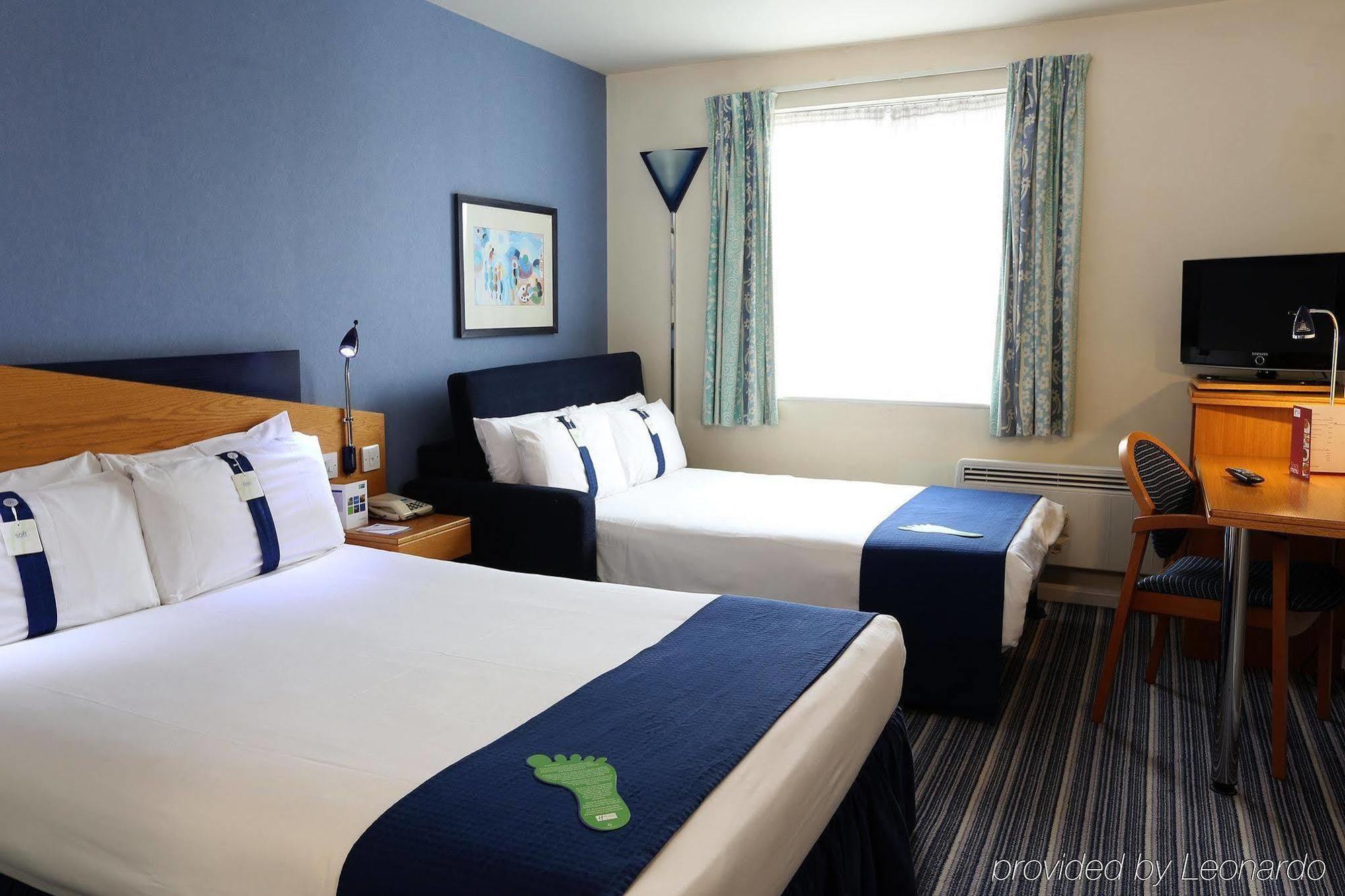 Holiday Inn Express Gloucester - South, An Ihg Hotel Exteriér fotografie